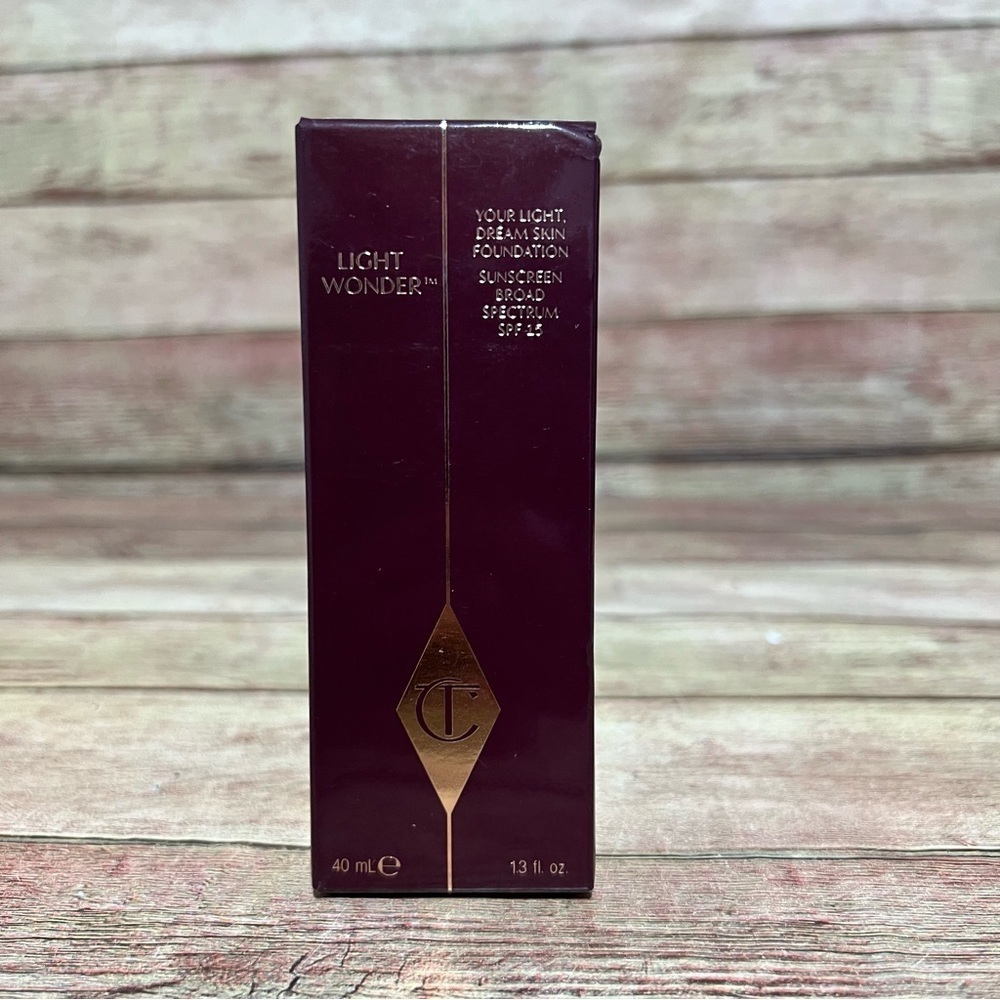 Charlotte Tilbury Light Wonder - Picture 1 of 7